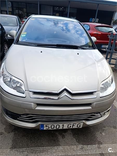 Usado Citroën C4 VTR Sport 92 CV (67 kW) 2008 Beige Berlina