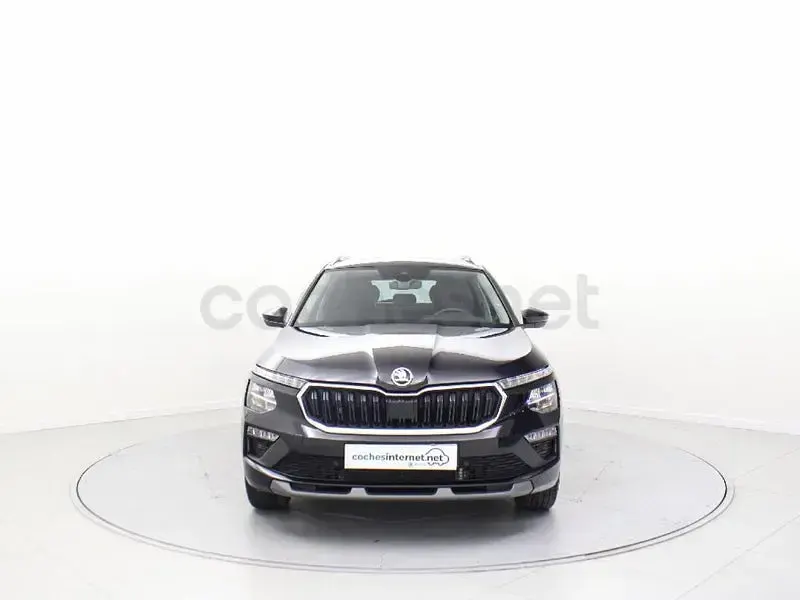 Usado Skoda Kamiq Selection 115 CV (84 kW) 2025 Blanco SUV