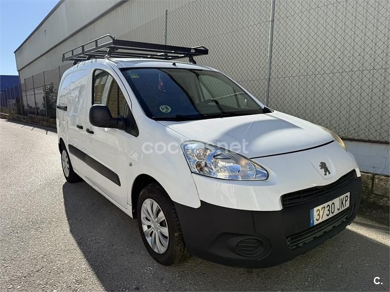 Blanco Usado 2016 Peugeot Partner Tepee Access Monovolumen | 4500 € (Super precio) - Imagen 1/4