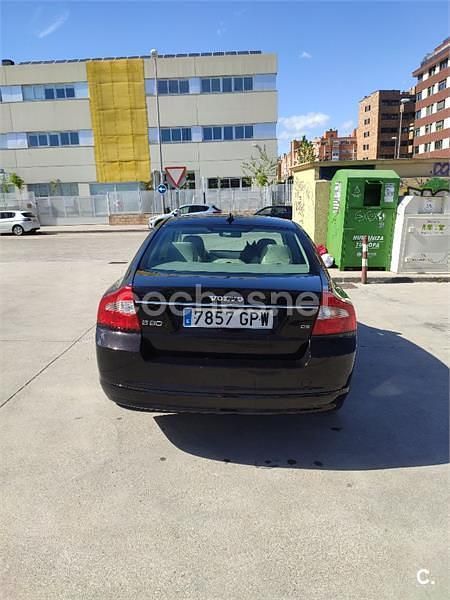 Usado Volvo S80 Momentum 205 CV (150 kW) 2009 Negro Berlina