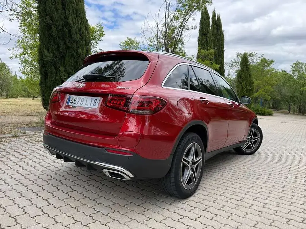 Usado Mercedes GLC350 320 CV (235 kW) 2021 Rojo SUV