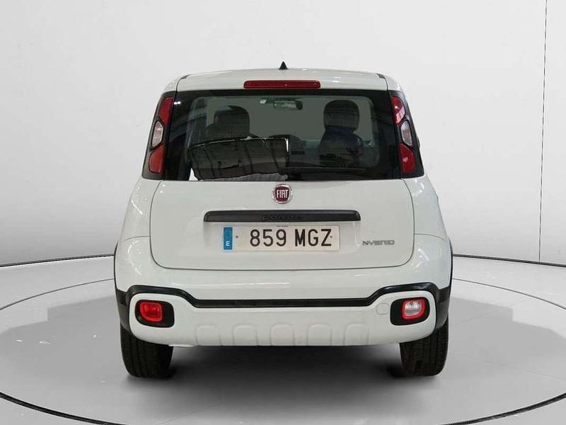 Usado Fiat Panda Cross Cross 69 CV (50 kW) 2023 Blanco Utilitario