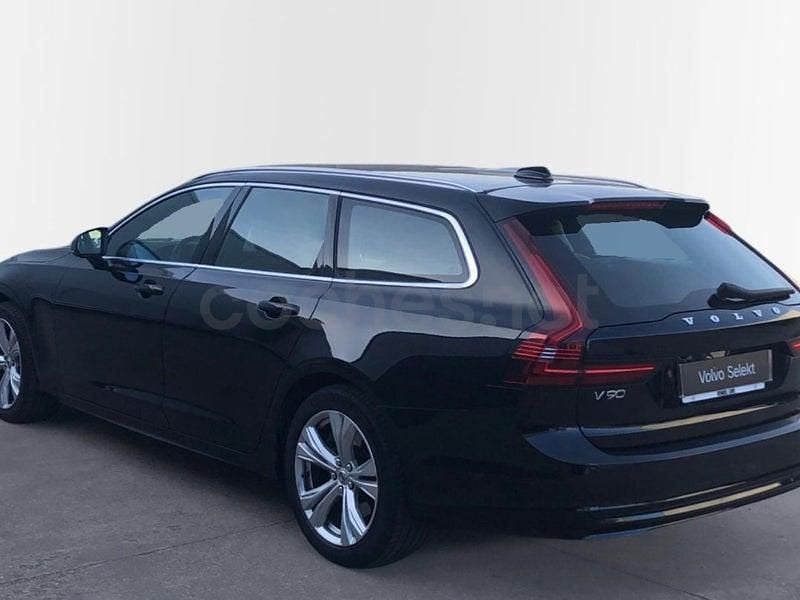 Usado Volvo V90 Momentum 197 CV (144 kW) 2021 Negro Familiar