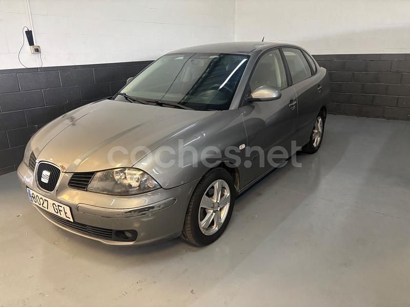 Beige Usado 2008 Seat Cordoba Berlina | 2450 € (Precio justo) - Imagen 1/4