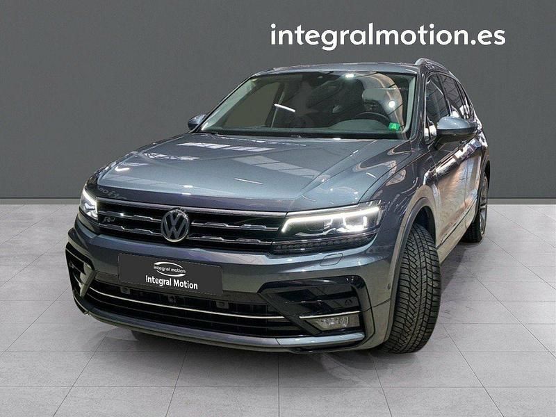 Usado VW Tiguan 149 CV (109 kW) 2020 Gris SUV