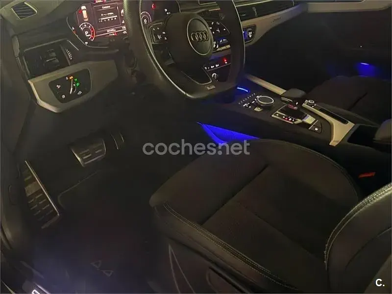 Usado Audi A4 Sport 272 CV (200 kW) 2017 Gris / plata Familiar