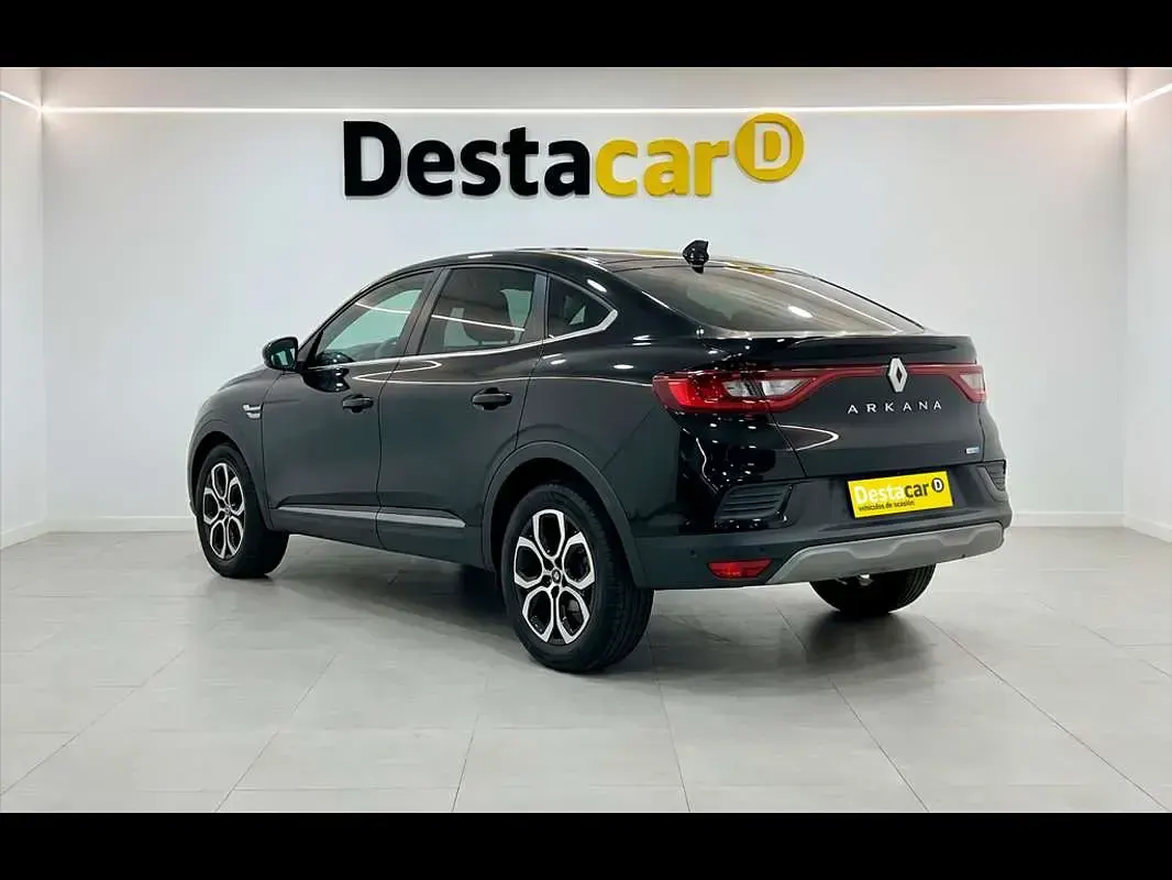 Usado Renault Arkana Intens 145 CV (106 kW) 2022 Negro SUV