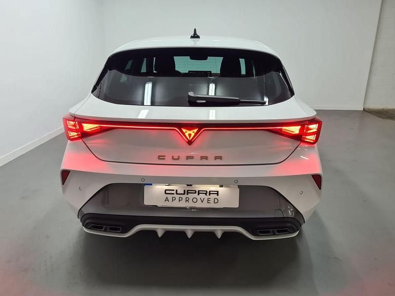 Usado Cupra Leon 150 CV (110 kW) 2024 Blanco Utilitario