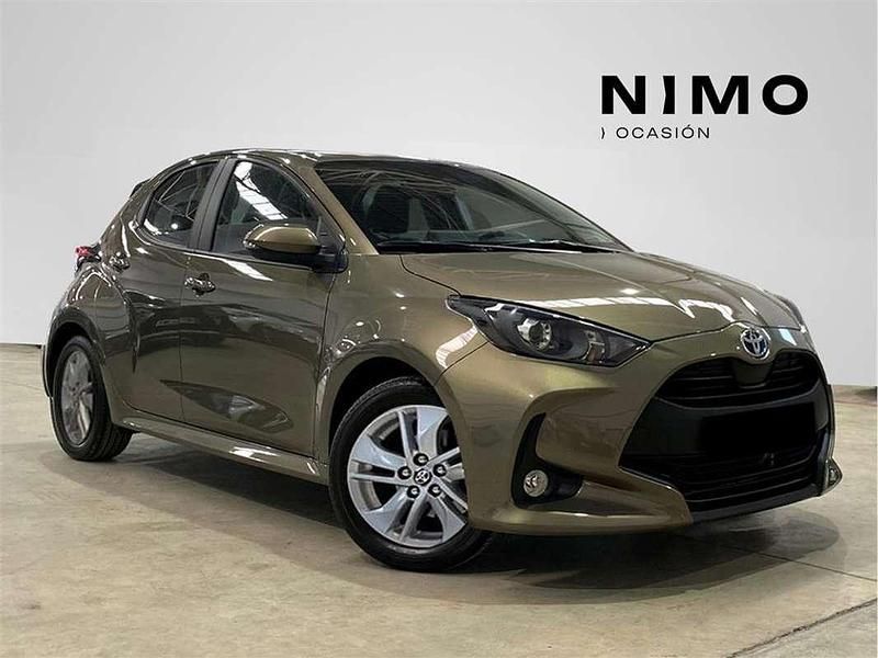 Usado 2021 Toyota Yaris Hybrid Active Utilitario | 17.490 € (Precio justo) - Imagen 1/4