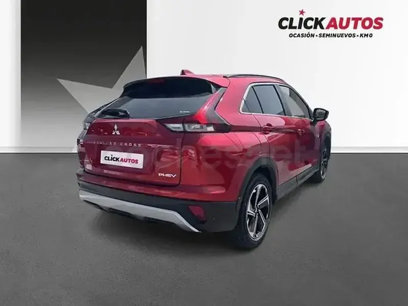 Usado Mitsubishi Eclipse Cross 188 CV (138 kW) 2023 Rojo SUV
