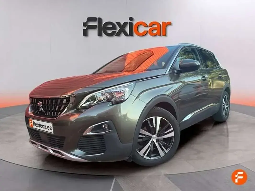 Usado Peugeot 3008 Active 131 CV (96 kW) 2018 Marrón SUV