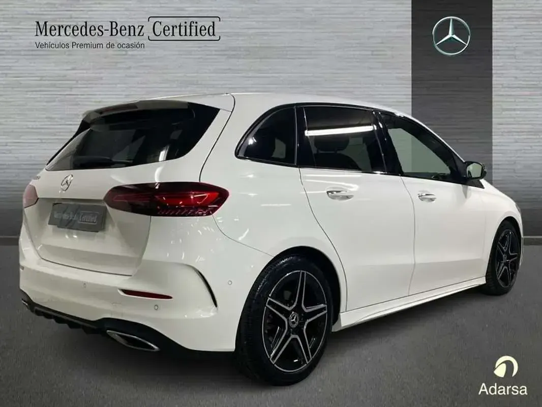 Usado Mercedes B200 AMG line 150 CV (110 kW) 2023 Utilitario