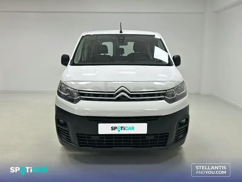 Usado Citroën Berlingo Live 102 CV (75 kW) 2019 Blanco Monovolumen