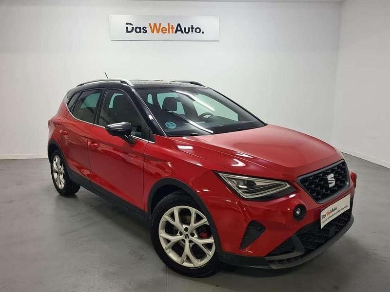 Rojo Usado 2023 Seat Arona FR SUV | 19.990 € (Precio justo) - Imagen 1/4