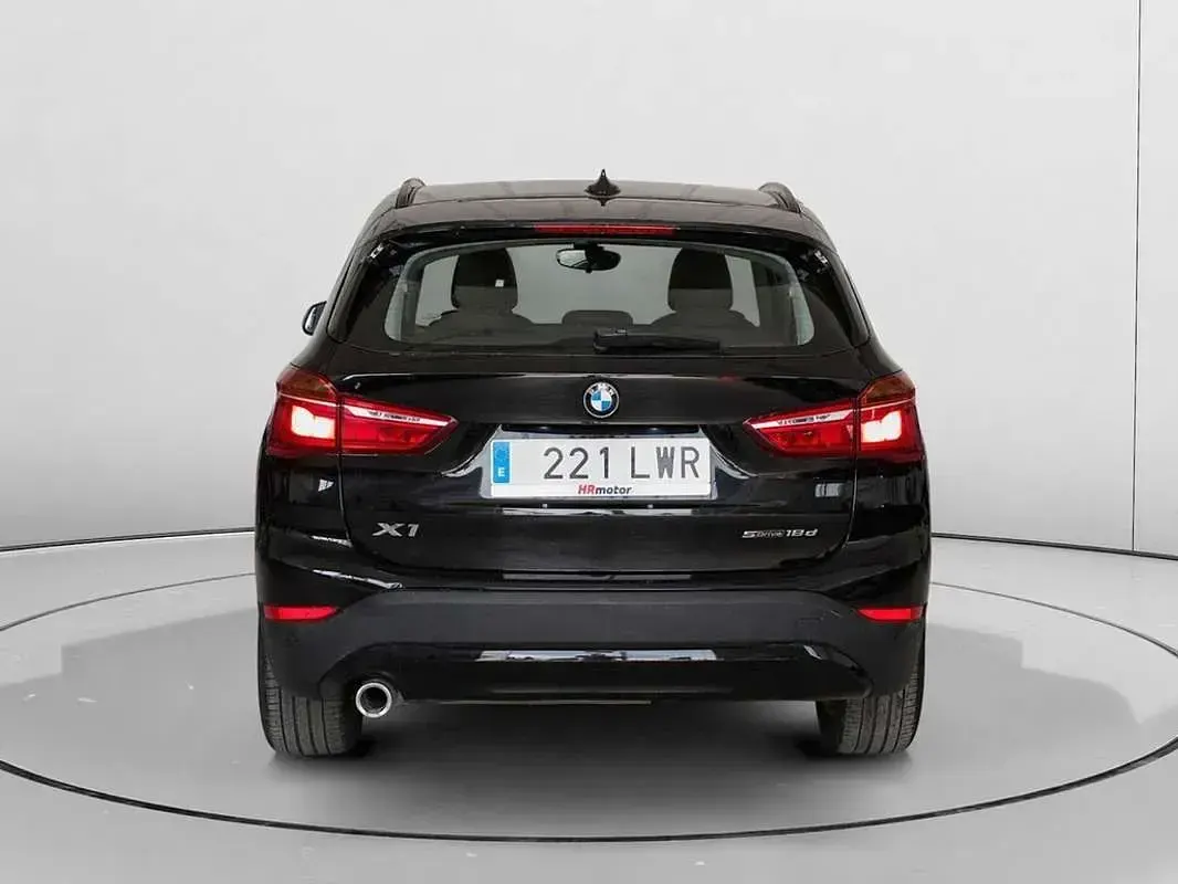 Usado BMW X1 Performance 116 CV (85 kW) 2022 Negro SUV