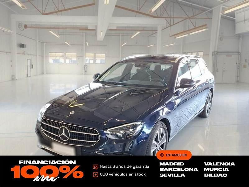Azul Usado 2022 Mercedes E300 Familiar | 29.850 € - Imagen 1/4