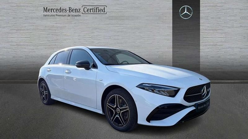 Usado Mercedes A250 218 CV (160 kW) 2025 Blanco Berlina