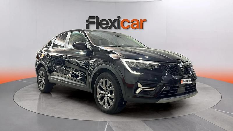 Käytetty Renault Arkana Evolution 160 HP (117 kW) 2024 Musta Katumaasturi