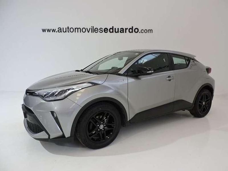 Usado Toyota C-HR Business Edition 122 CV (89 kW) 2021 Plateado SUV