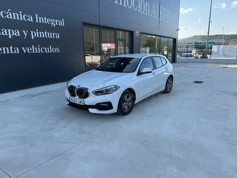 Occasion BMW 116 116 ch (85 kW) 2021 Blanc Citadine