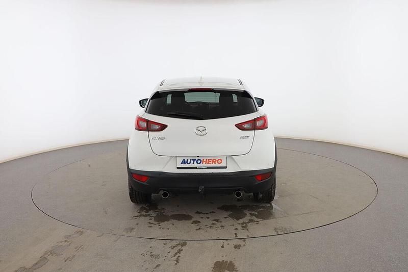 Usado Mazda CX-3 Luxury 120 CV (88 kW) 2016 Blanco SUV