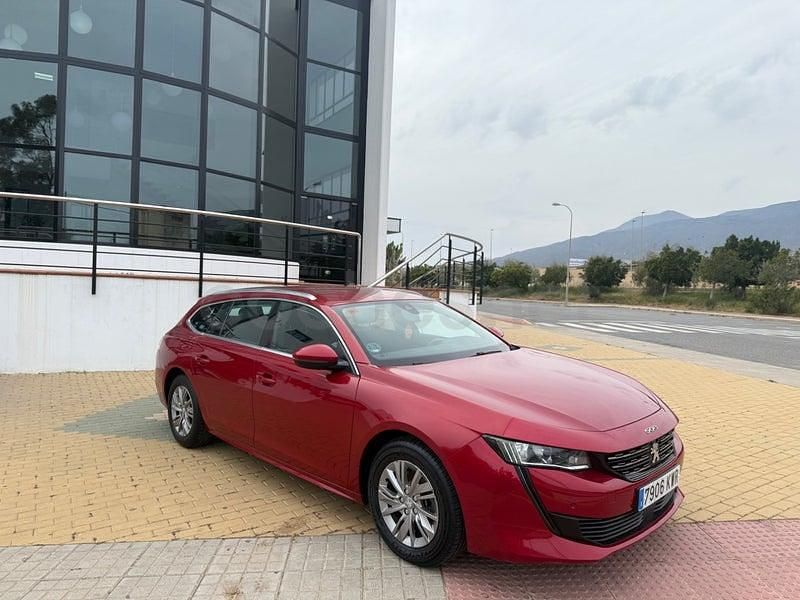 Usado Peugeot 508 Business-Line 130 CV (95 kW) 2019 Rojo Familiar