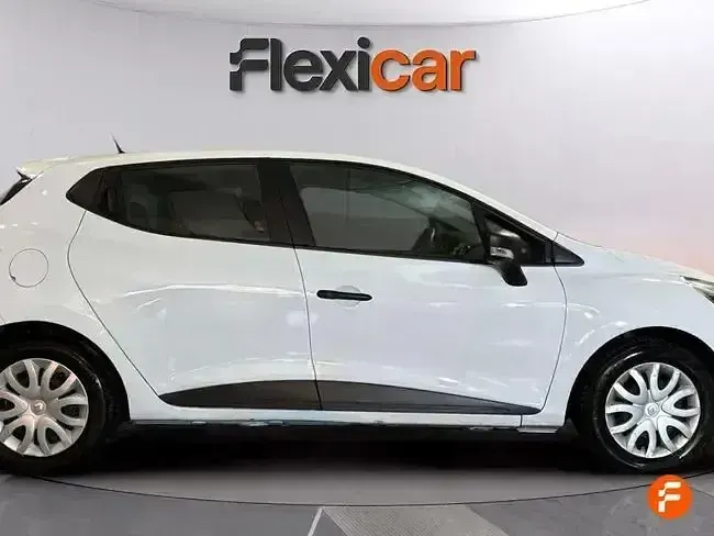 Usado Renault Clio Business 75 CV (55 kW) 2018 Blanco