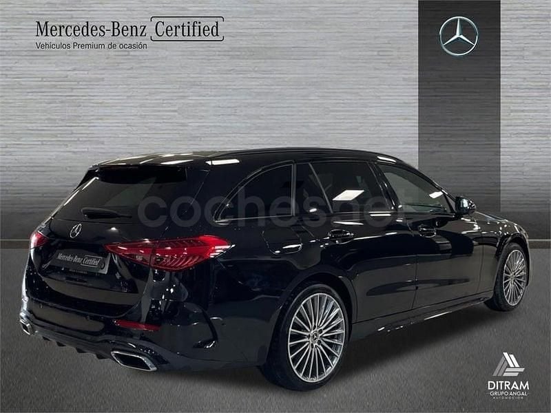 Usado Mercedes C300e AMG line 313 CV (230 kW) 2023 Negro Familiar