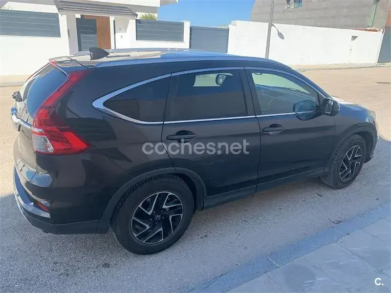Usado Honda CR-V 120 CV (88 kW) 2017 Negro SUV