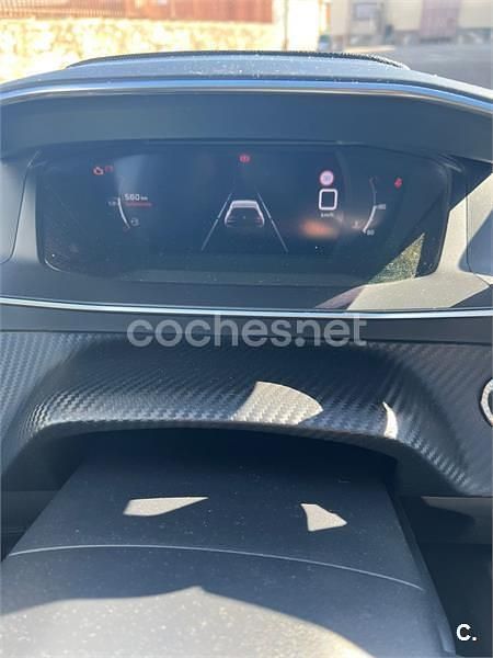 Usado Peugeot 208 Active 100 CV (73 kW) 2020 Rojo Utilitario