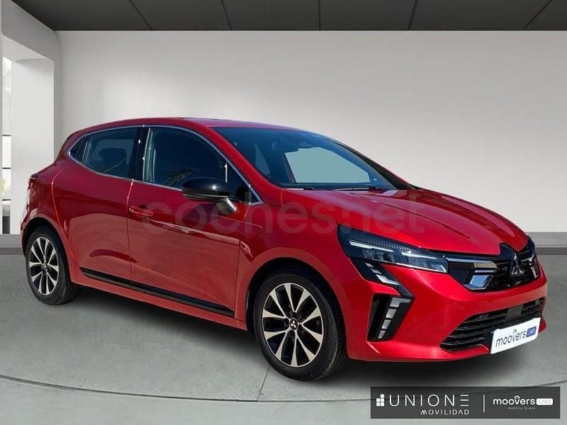 Usado Mitsubishi Colt 90 CV (66 kW) 2024 Rojo Utilitario
