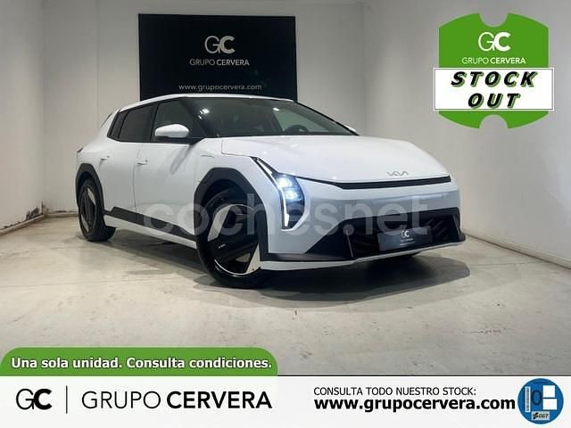 Eléctrico Usado 2025 Kia EV4 Launch Edition Berlina | 37.990 € (Buen precio) - Imagen 1/4