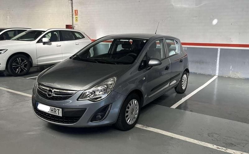 Usado Opel Corsa Selective 86 CV (63 kW) 2013 Gris Utilitario