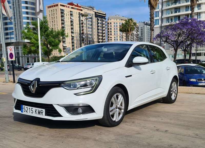 Blanco Usado 2019 Renault Mégane IV LIMITED Utilitario | 9500 € (Super precio) - Imagen 1/4