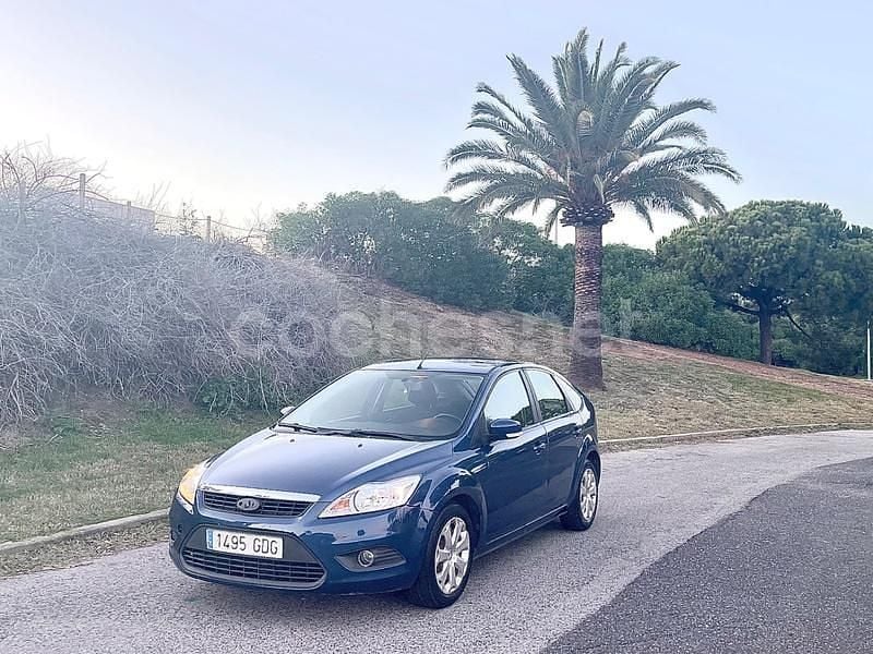 Azul Usado 2009 Ford Focus Trend Berlina | 4890 € (Buen precio) - Imagen 1/4