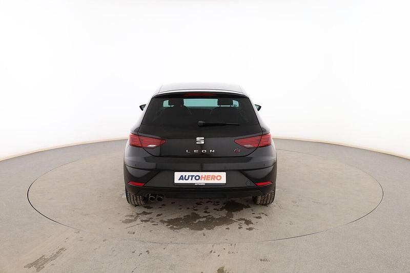 Usado Seat Leon FR 150 CV (110 kW) 2017 Negro Berlina