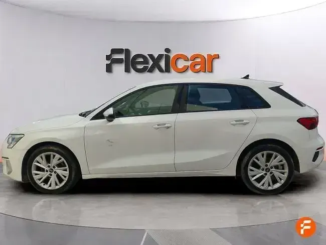 Usado Audi A3 Sportback 110 CV (80 kW) 2022 Blanco Utilitario