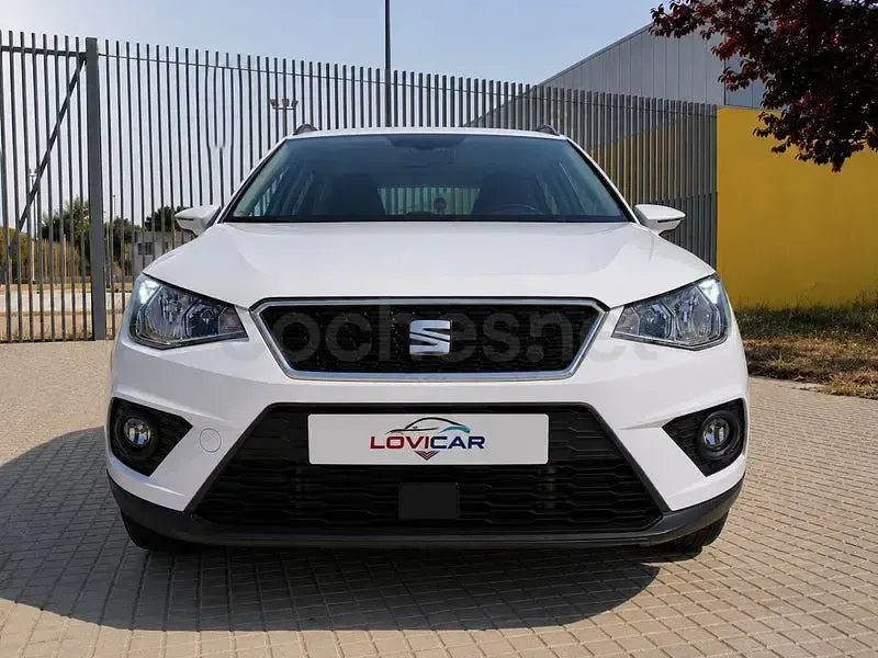 Usado Seat Arona Style 110 CV (80 kW) 2021 Blanco SUV
