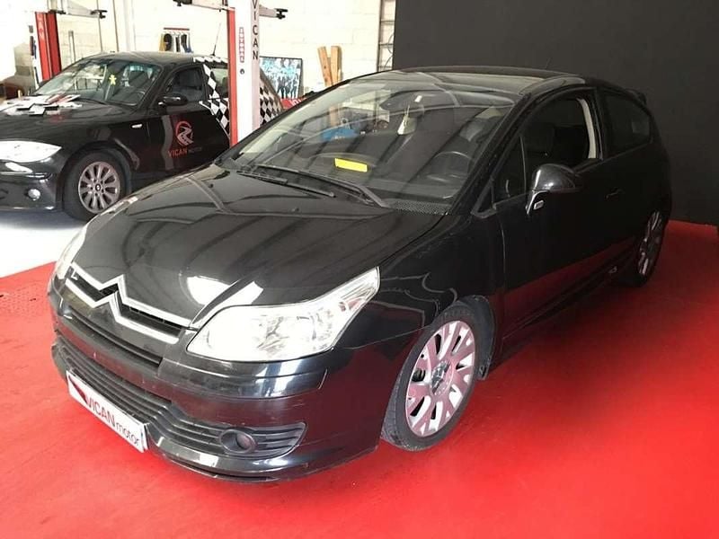 Usado Citroën C4 180 CV (132 kW) 2005 Negro Coupe