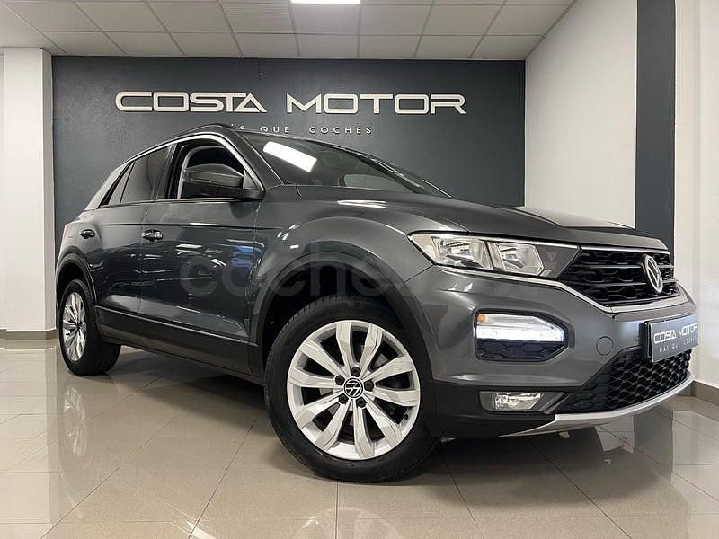 Usado VW T-Roc Advance 150 CV (110 kW) 2021 Gris / plata SUV