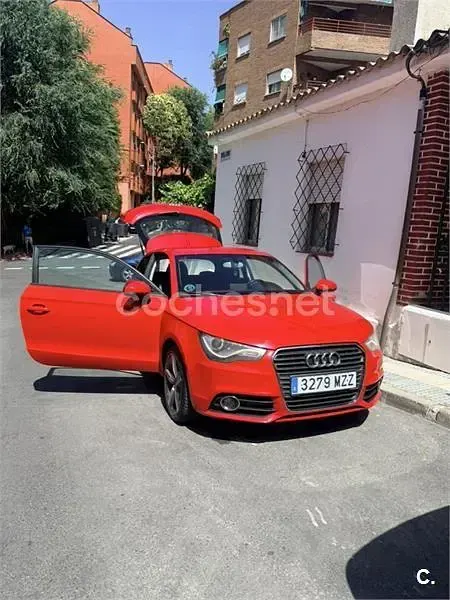 Usado Audi A1 Ambition 122 CV (89 kW) 2010 Rojo Utilitario