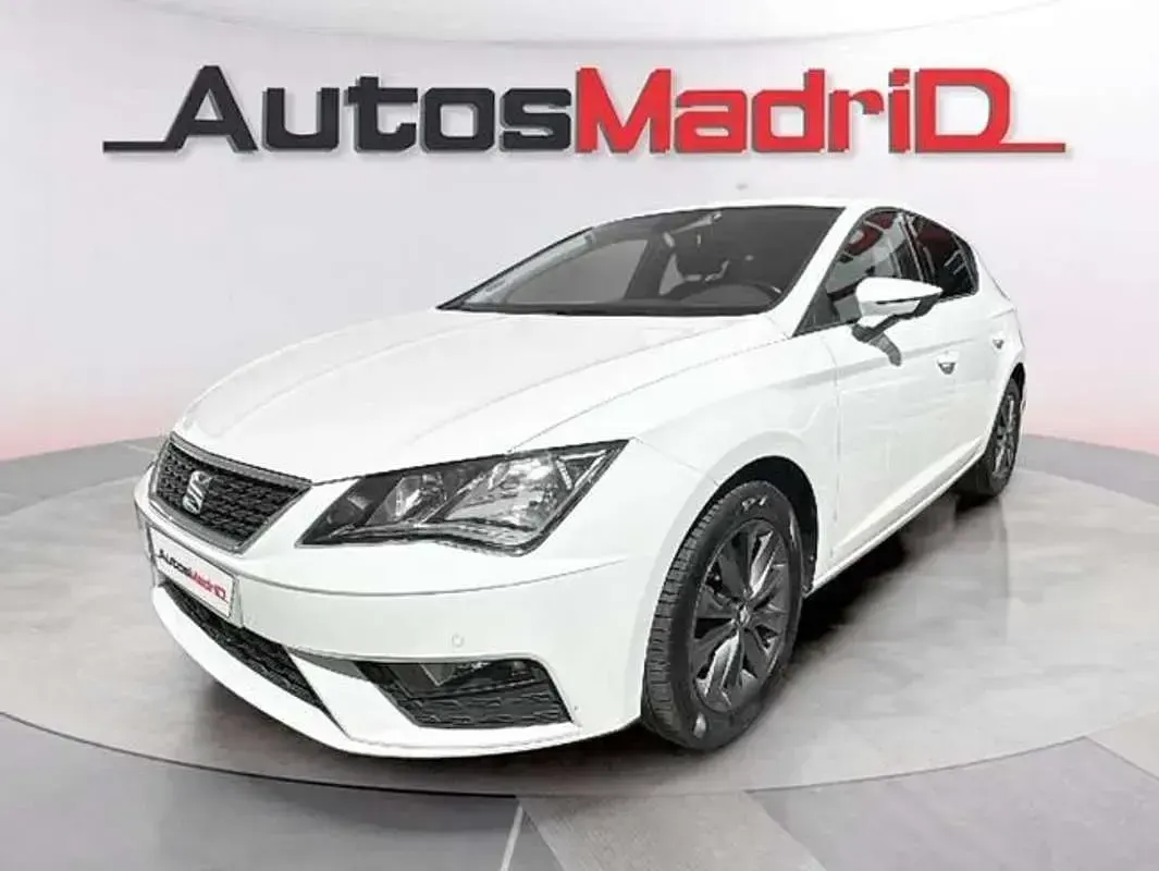 Usado Seat Leon Style 116 CV (85 kW) 2020 Blanco Berlina