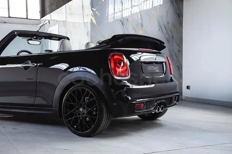 Usado Mini Cooper S Cabriolet 192 CV (141 kW) 2016 Negro Descapotable