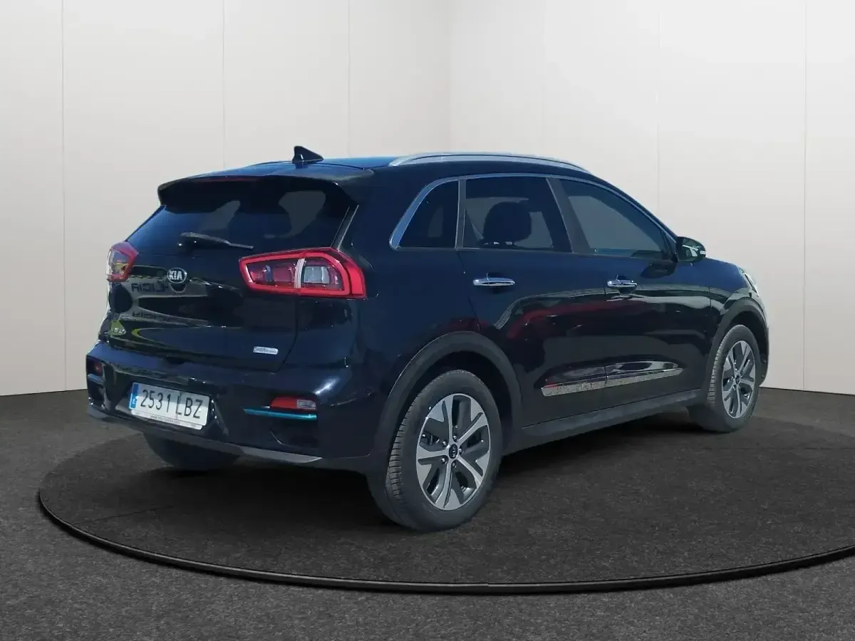 Usado Kia e-Niro 100 kW (136 CV) 2019 Azul SUV