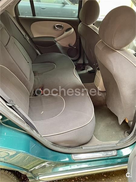 Usado Rover 75 116 CV (85 kW) 2000 Verde Berlina
