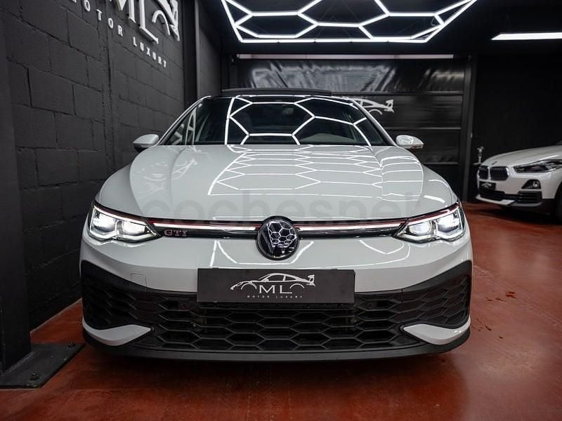 Usado VW Golf VIII GTI 301 CV (221 kW) 2022 Blanco Utilitario