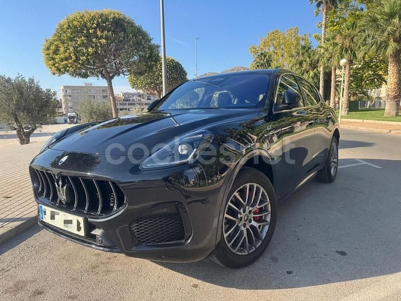 Negro Usado 2022 Maserati Grecale GT SUV | 62.990 € (Super precio) - Imagen 1/4