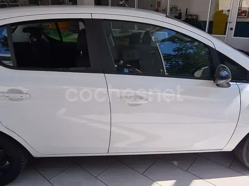 Usado Opel Corsa Selective 90 CV (66 kW) 2016 Blanco Utilitario