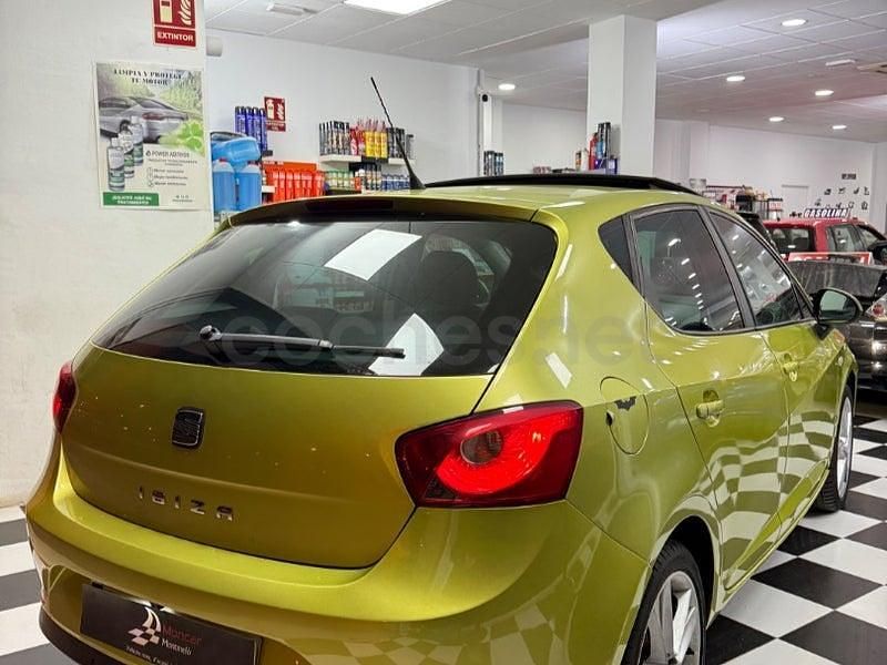 Usado Seat Ibiza Sport 105 CV (77 kW) 2009 Verde Berlina