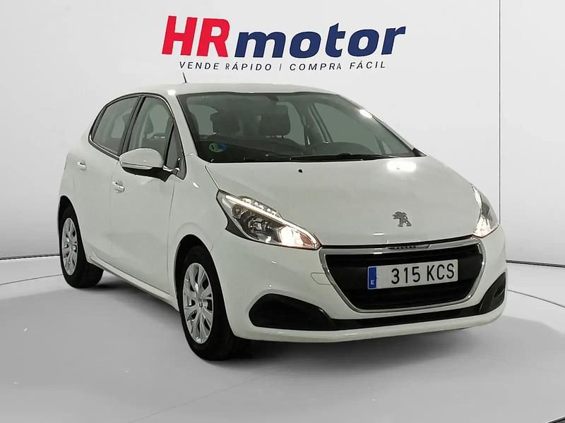 Usado 2017 Peugeot 208 Active Utilitario | 6240 € (Buen precio) - Imagen 1/4